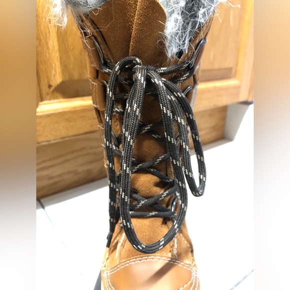 Outbound Ladies Winter Boots Fleece Lined Rubber Sole Womens Size 9 - Picture 4 of 7